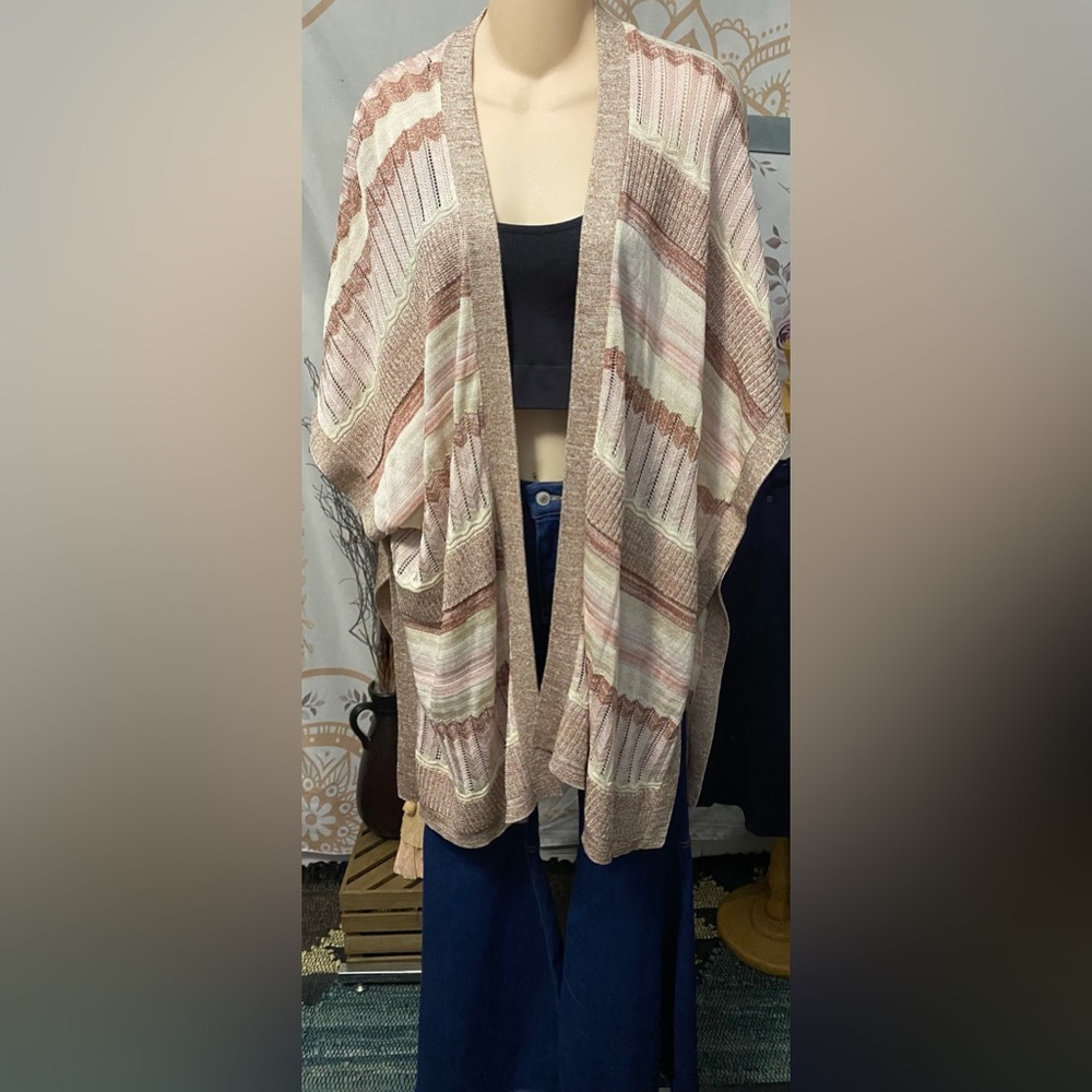 NWT Chico’s S/M Textured Shine Stripe Ruana Wrap